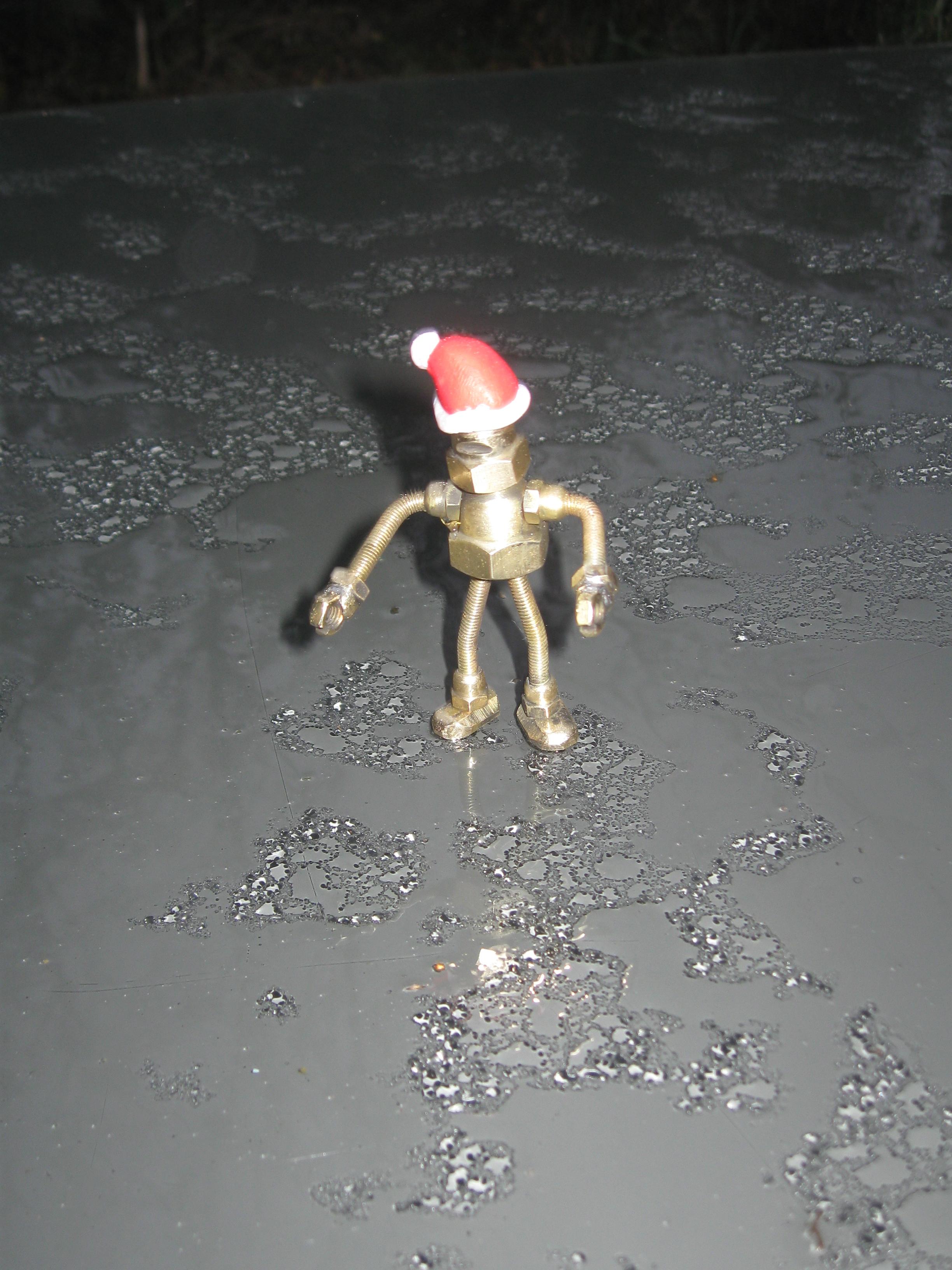 Santas Little Robot Helper 15.JPG