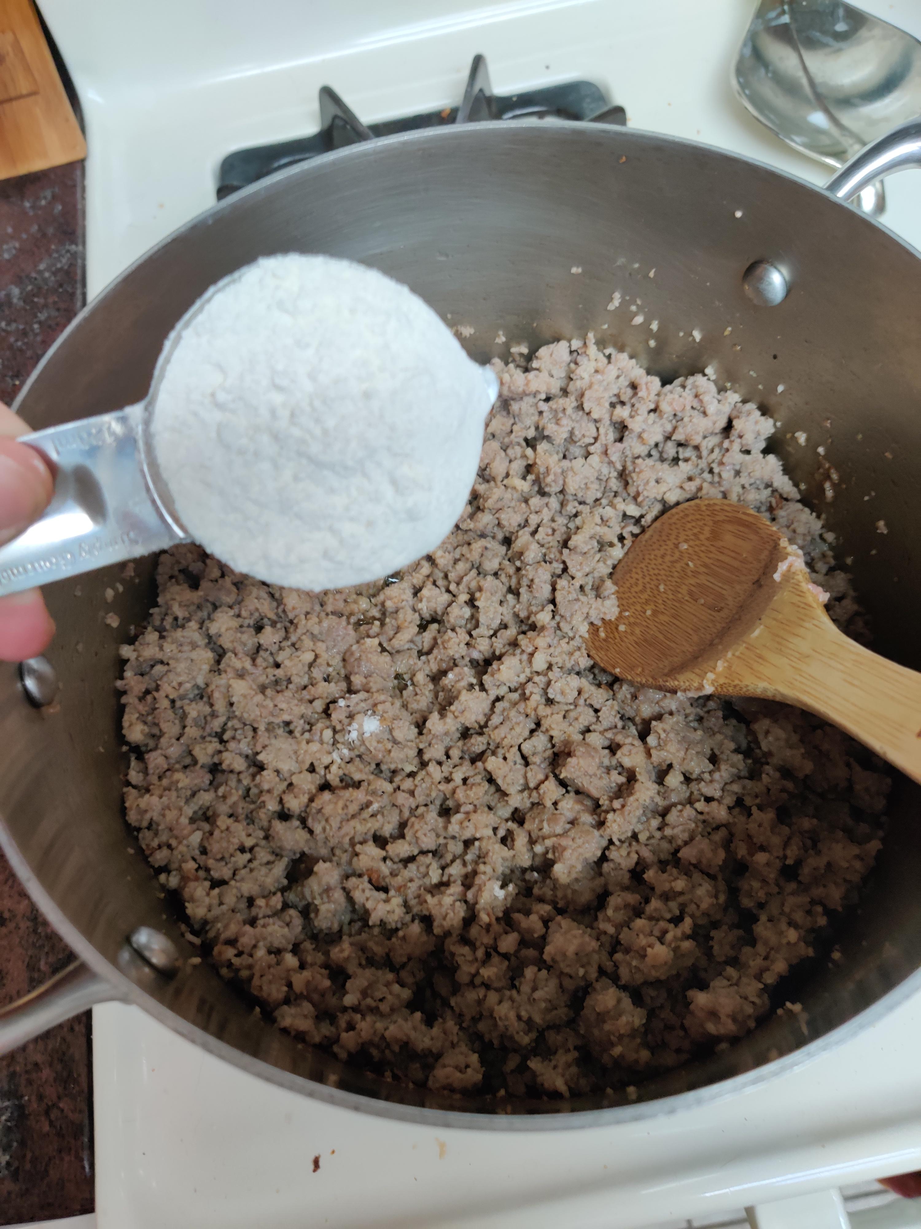 Sausage Gravy - Step 3.jpg