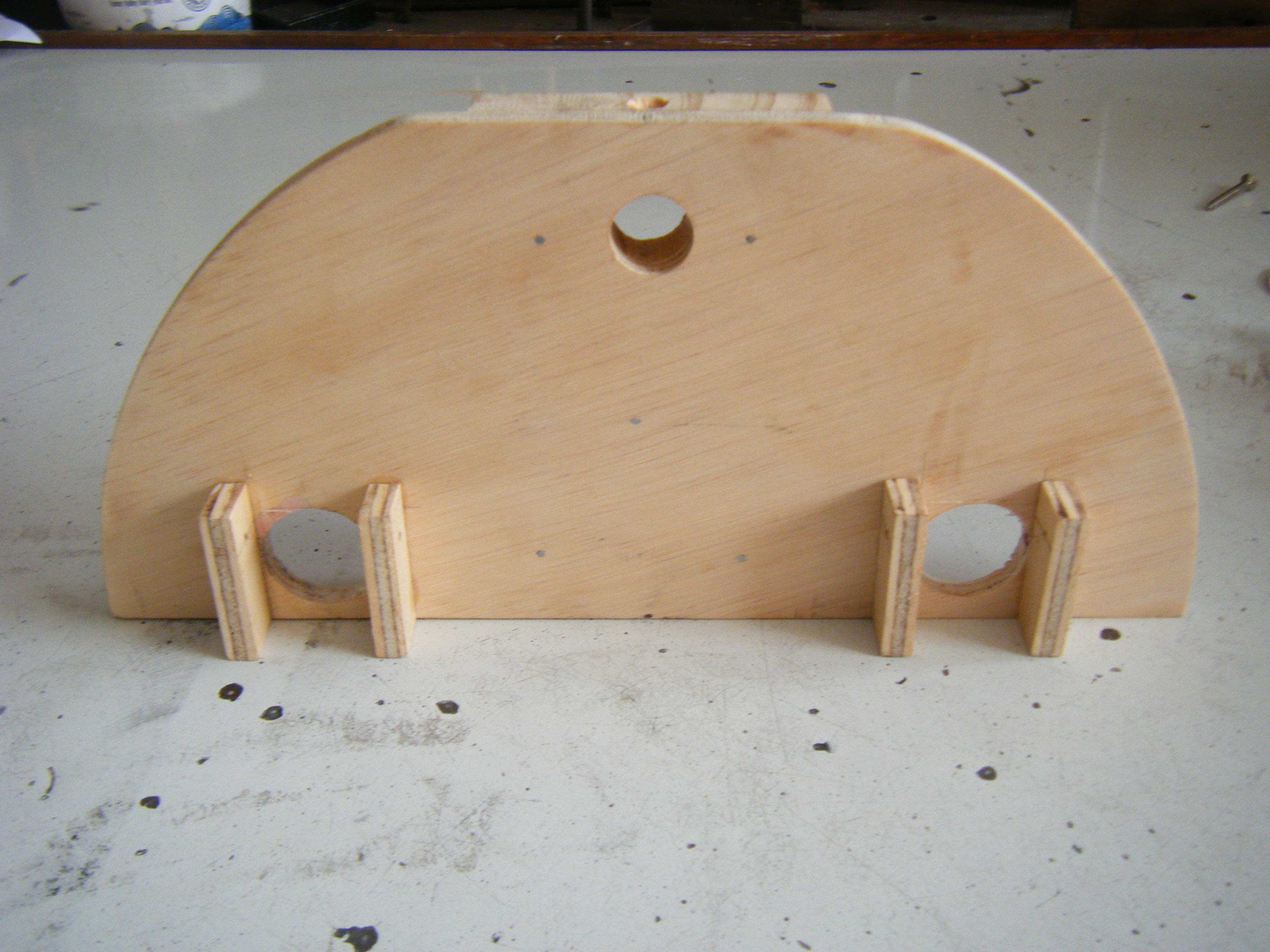 Semicircular bracket (2).JPG