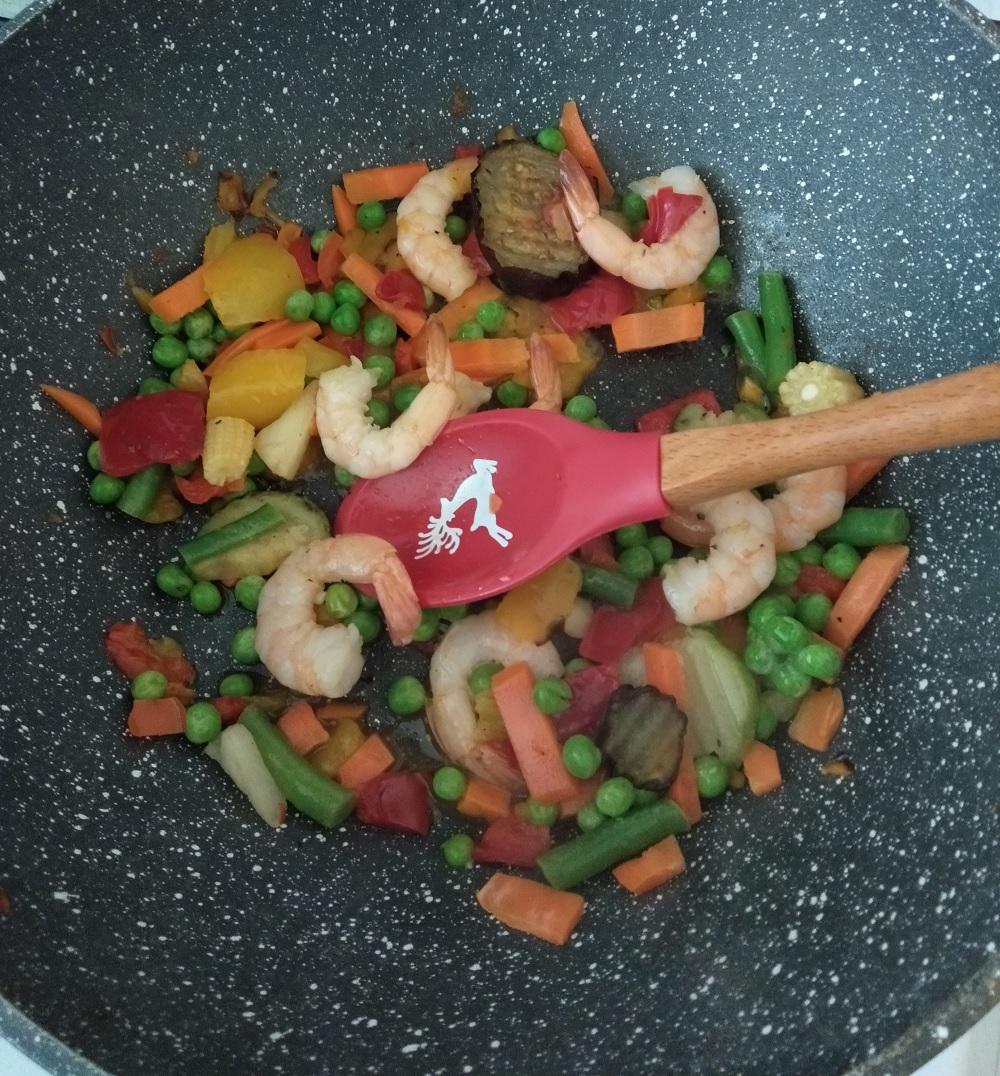 Shrimp Stir Fry 11 Step 03 Cook the Ingredients.jpg