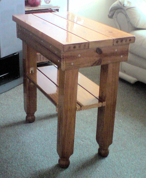 Side Table 1.jpg