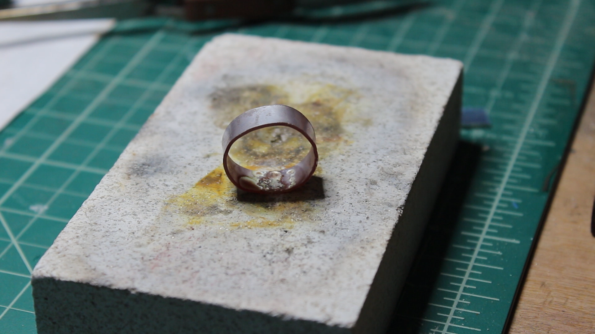 Silver Walnut Ring 9.bmp