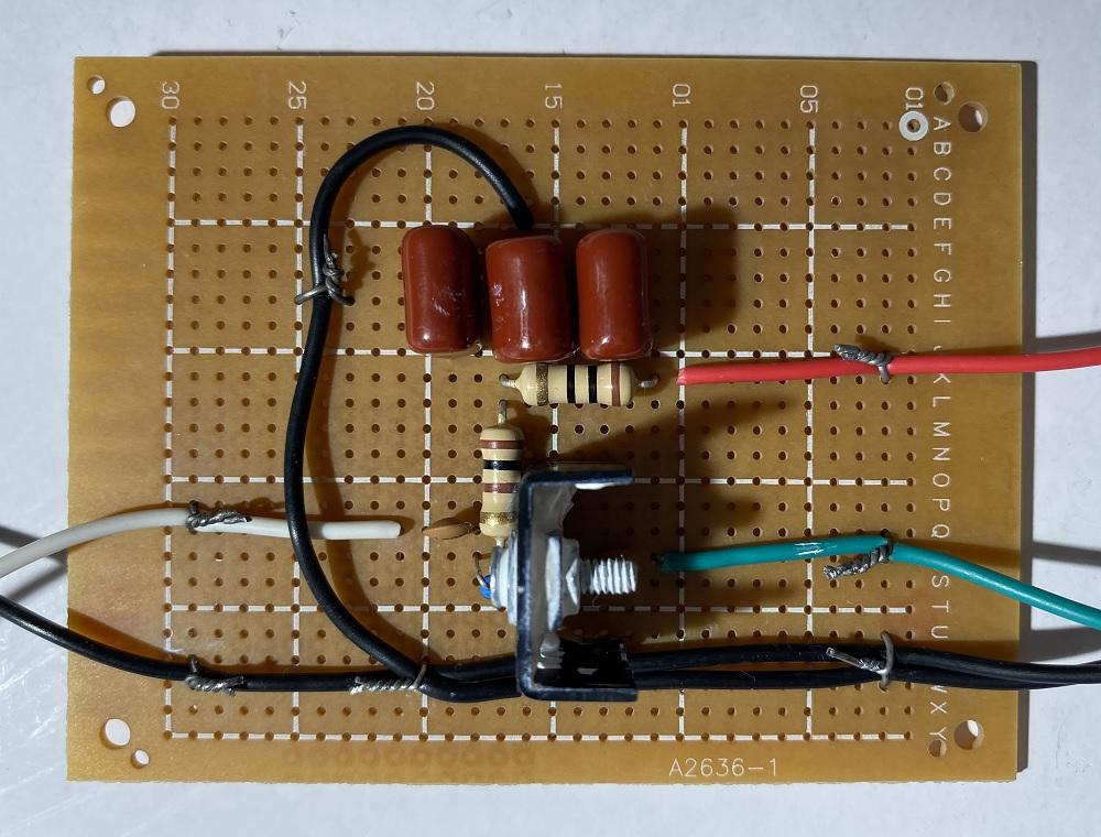 Simple MF Amplifier 05 Step 03 Make the Circuit.jpg