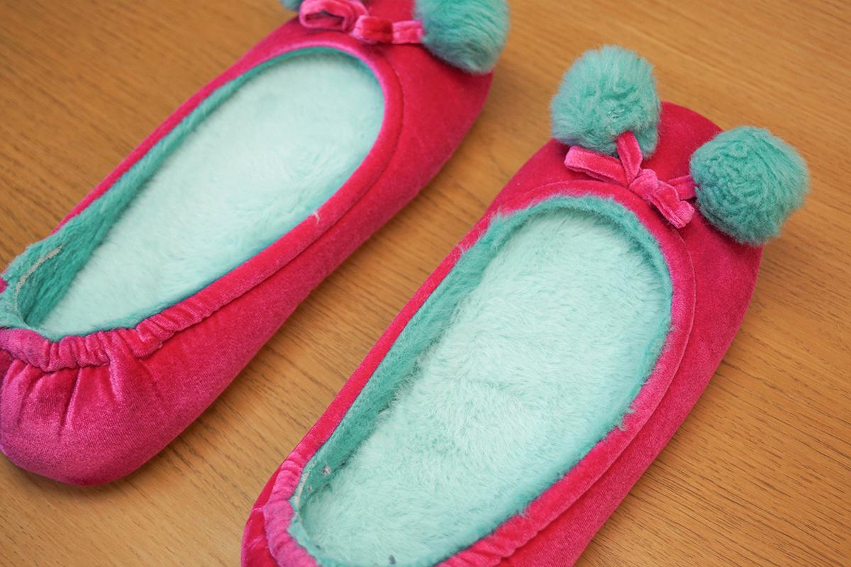 Slippers 4b.jpg