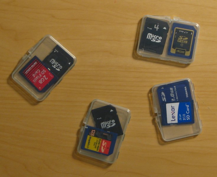 Small SD Cards Loose in Gum Case.jpg