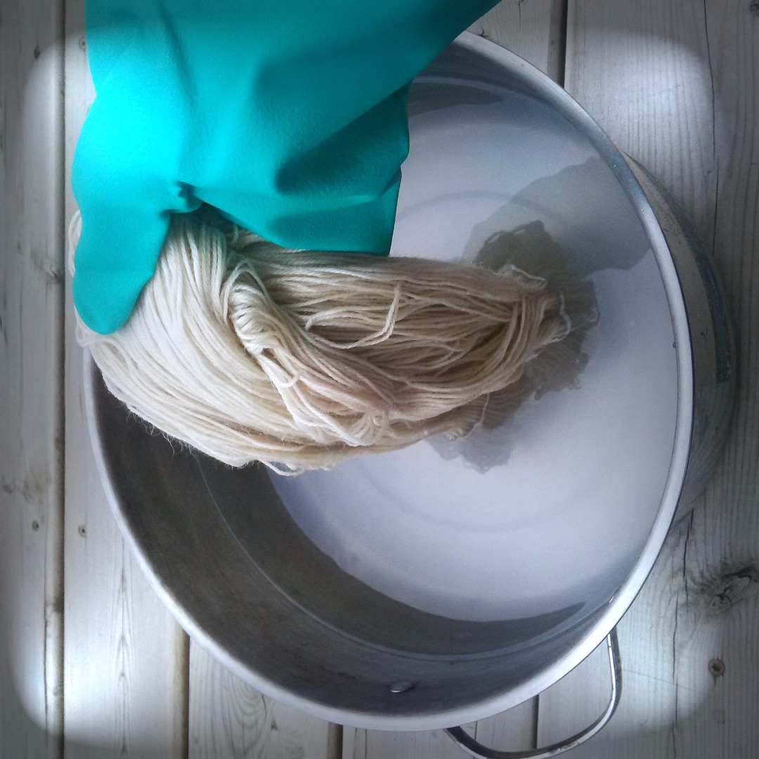 Soak yarn in water.jpg