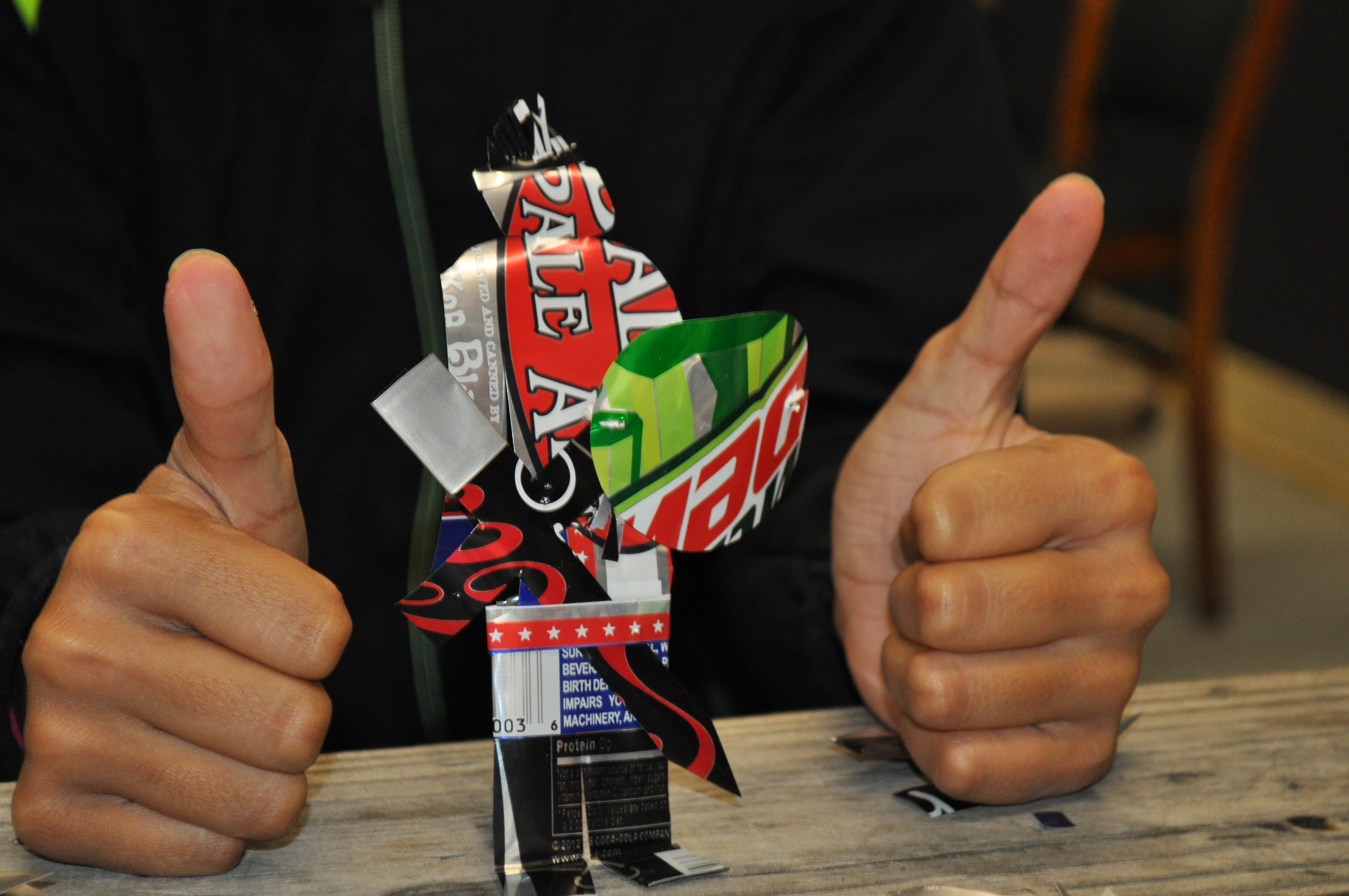 Soda Can Art 064.JPG