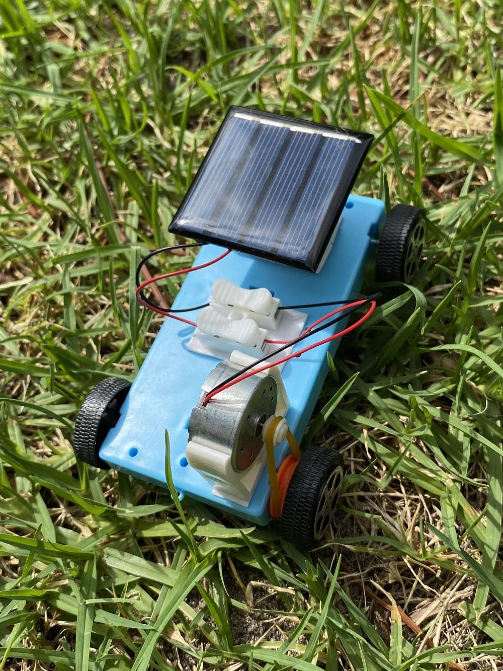 Solar Car 01 Toy.jpg