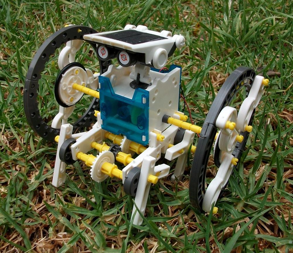 Solar Robot Toy.JPG