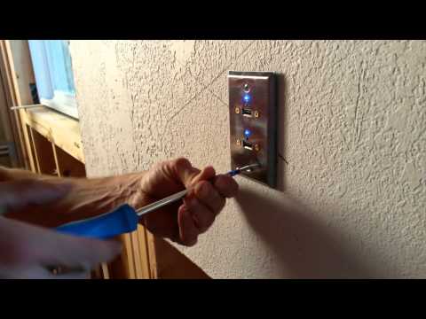 Solar Socket: Solar Powered USB Wall Socket