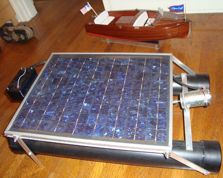 SolarBoat04.JPG