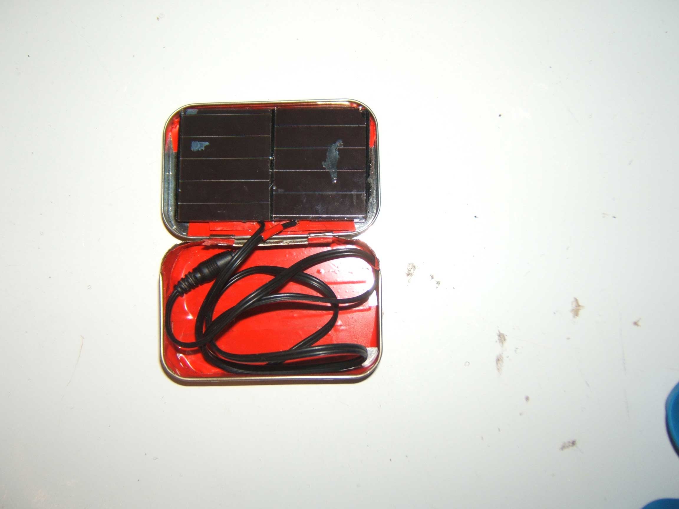 SolarCharger009web.jpg