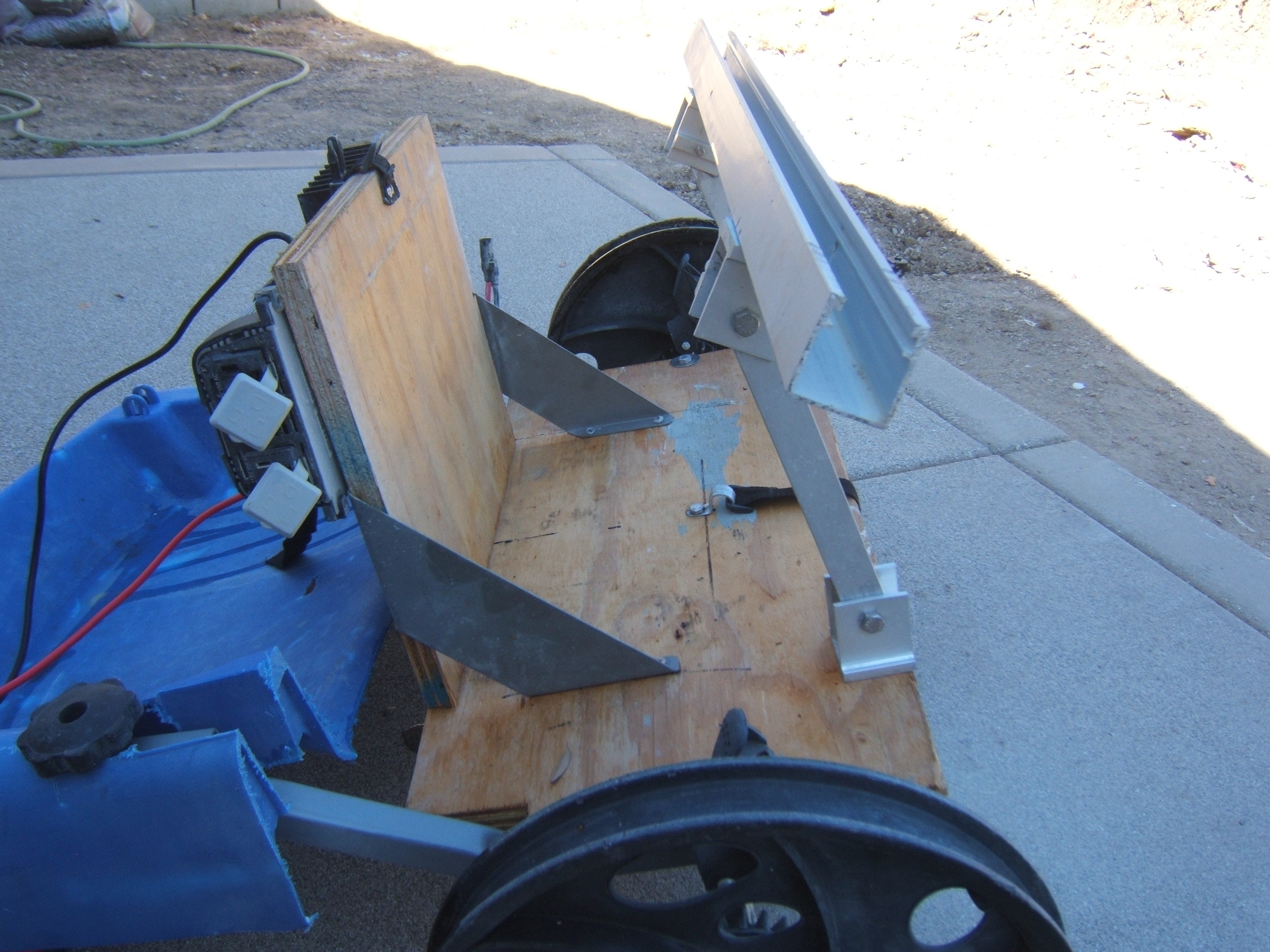 SolarTrailer003 Plywood Brackets.JPG