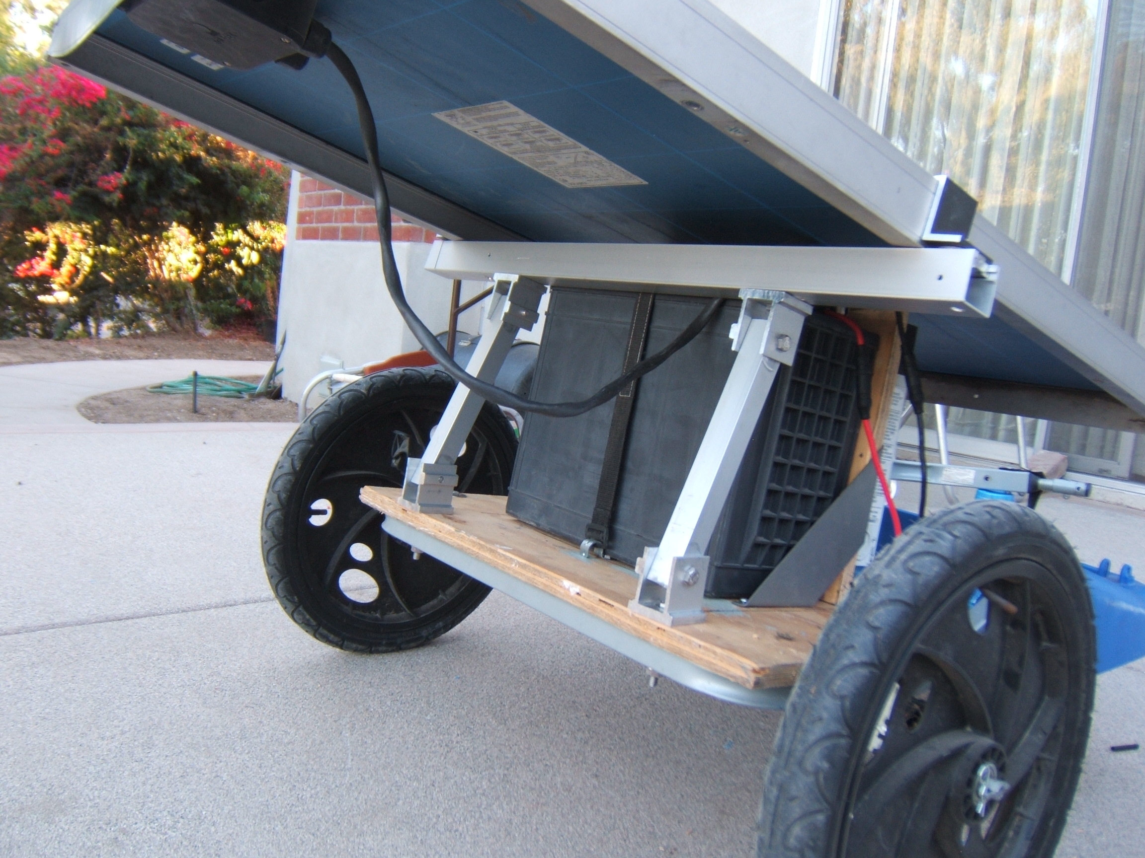 SolarTrailer005 Tilt Kit BackView.JPG