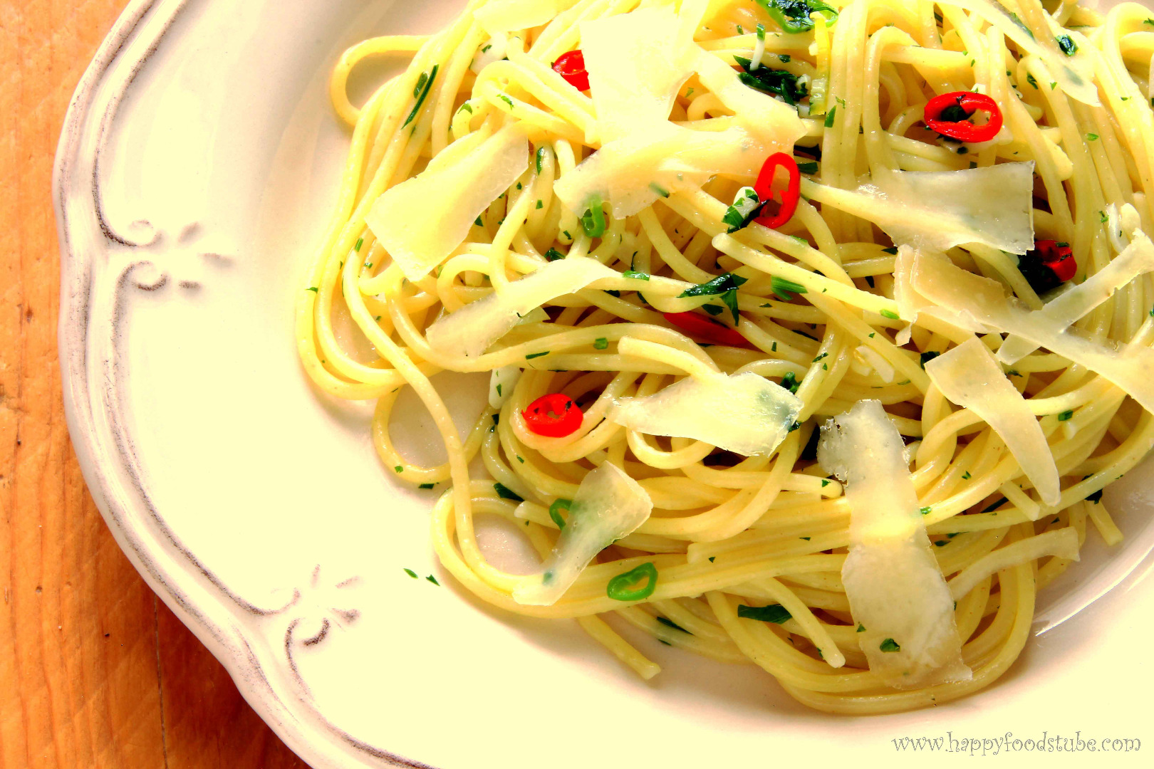 Spaghetti-Aglio-Olio-&amp;-Pepperoncino.jpg