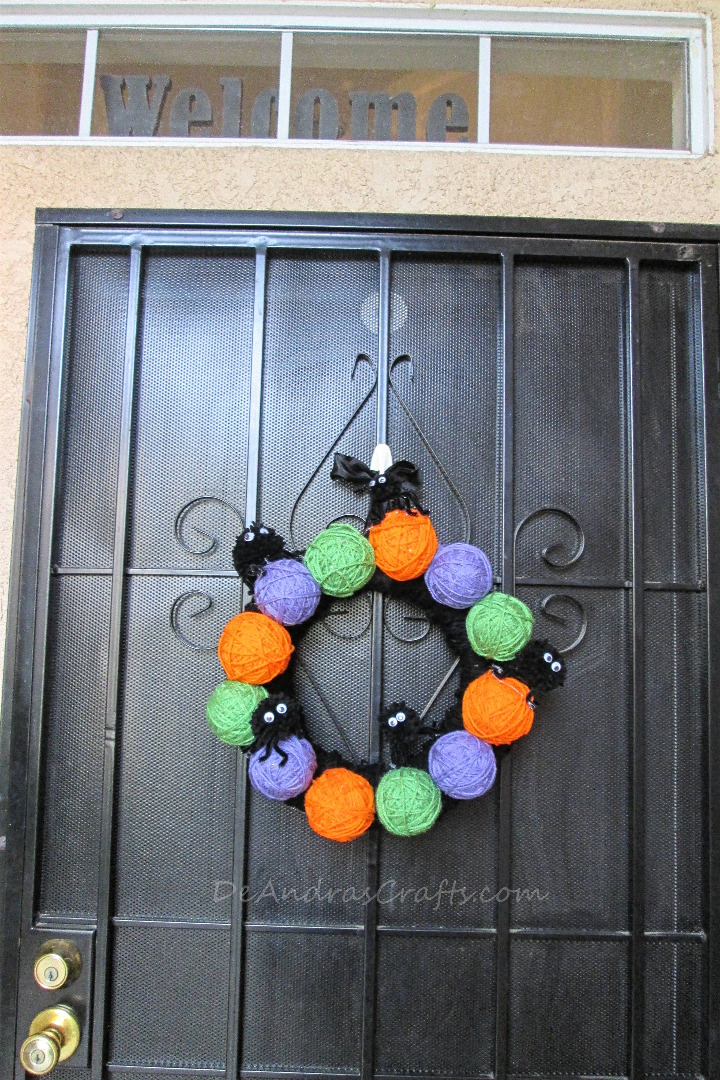 Spider Poms &amp; Yarn Balls Wreath-Door.jpg