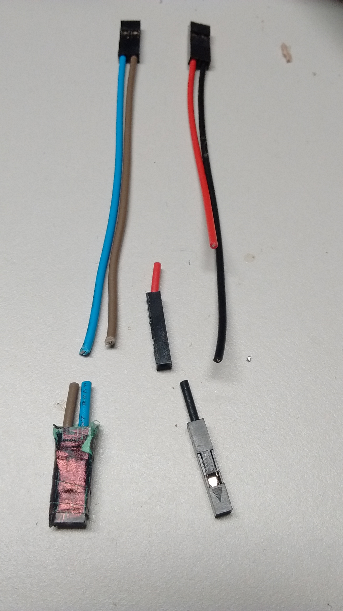 Splicing the wires for the H-Bridge signals.jpg