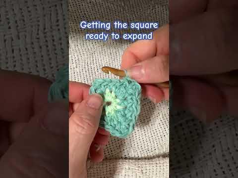 Square Heel Slippers 05: Finishing the square before it expands #crochet #tutorial #instructions