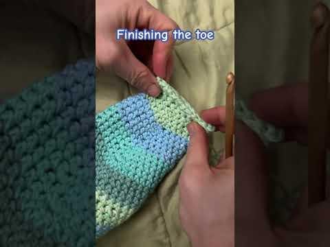 Square Heel Slippers 18.6: Finishing the toe