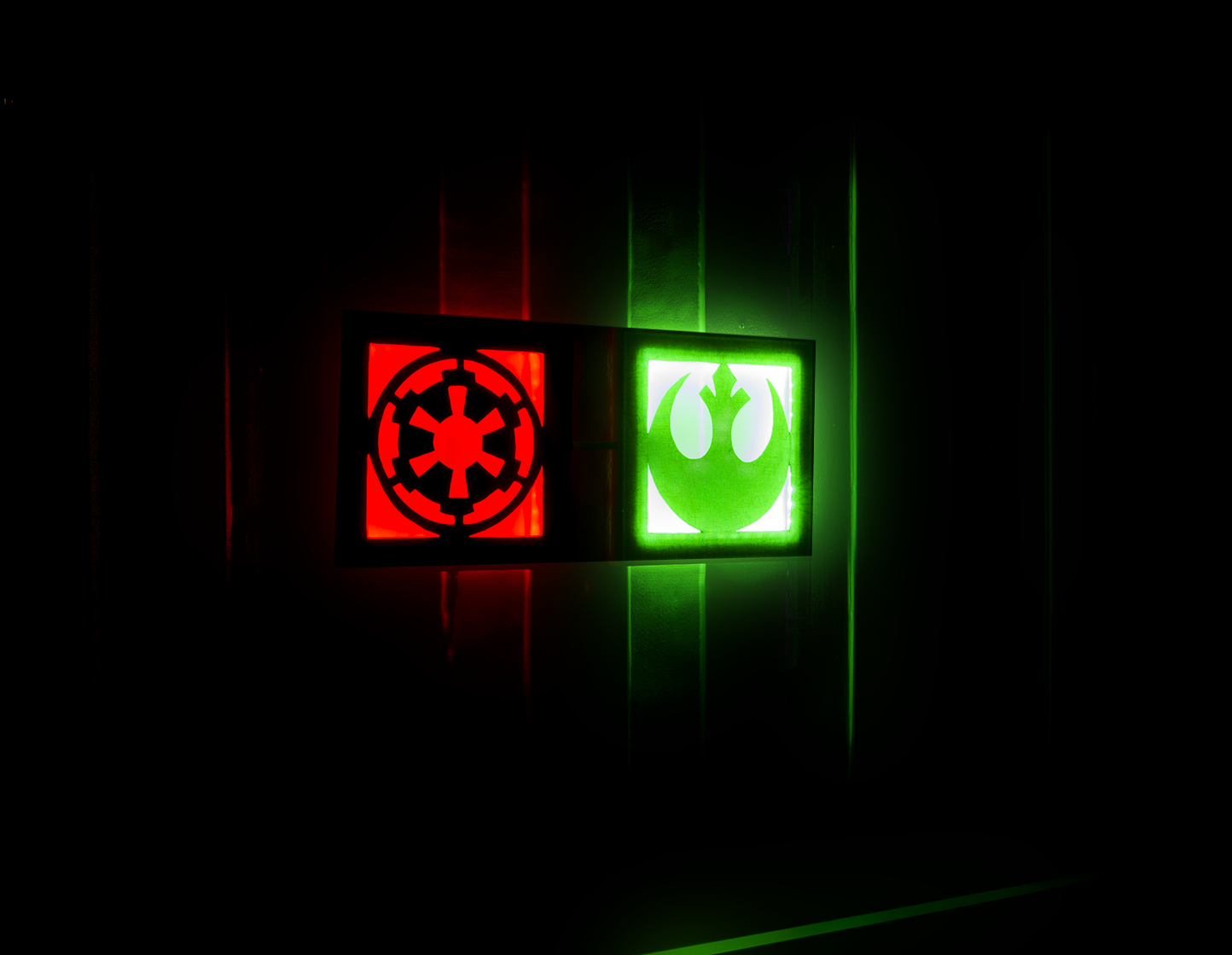 Star Wars LED Emblem.png