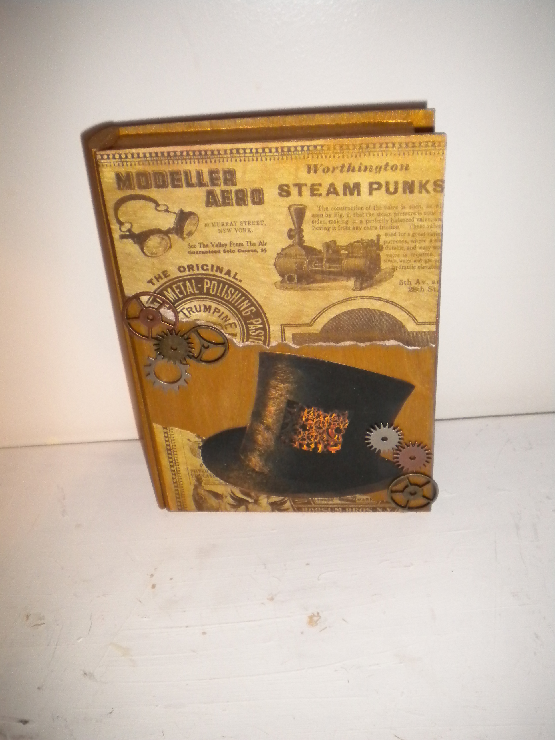 Steampunk Book 005.JPG