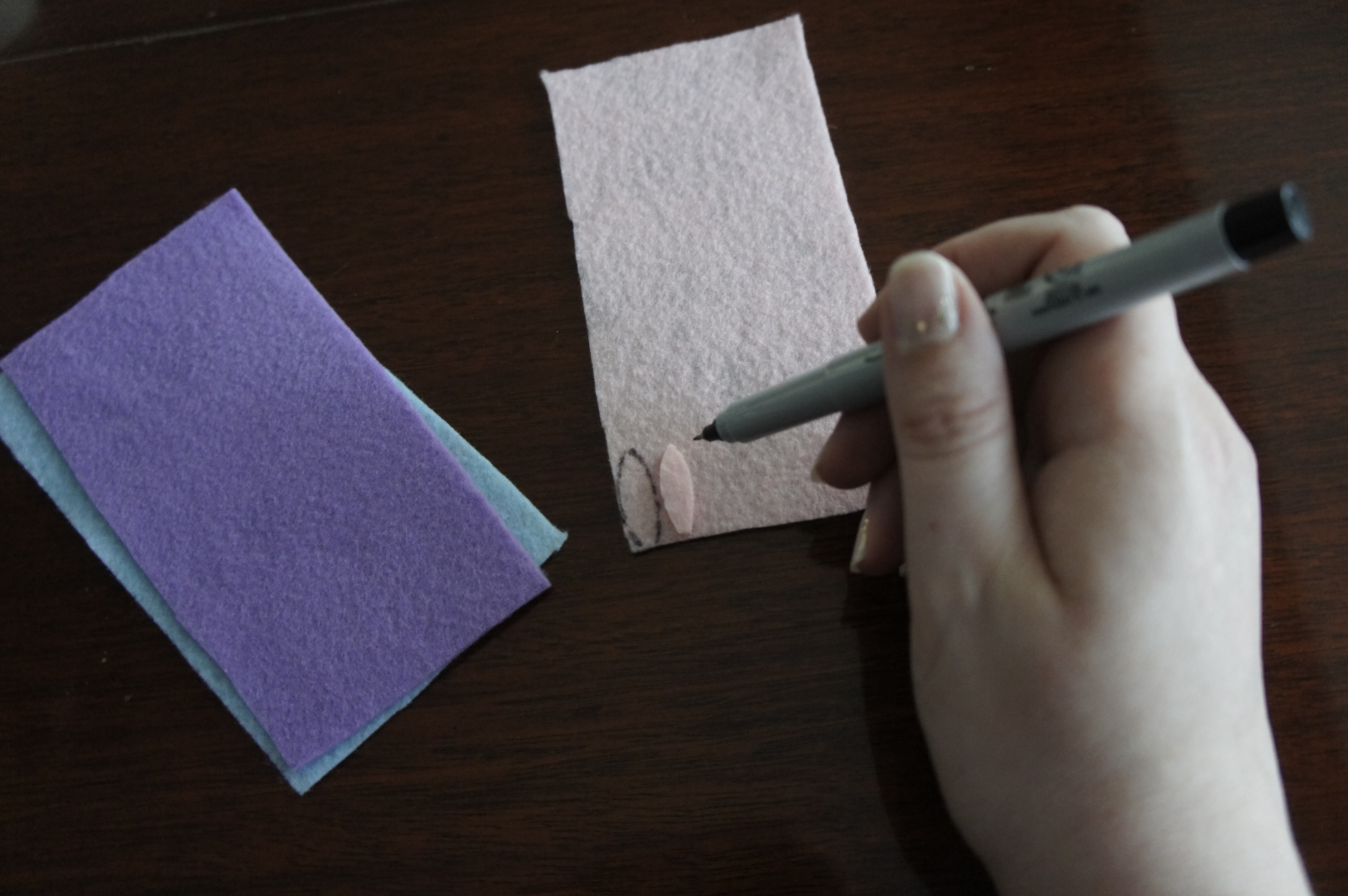 Step #4_trace colored felt.JPG