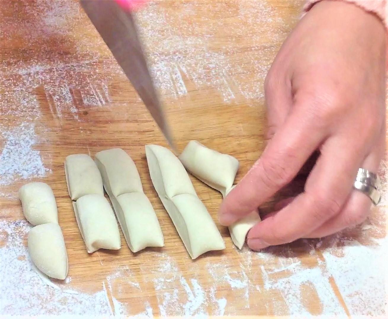 Step 3 Roll Dough - Make Wrappers Normal Speed 046 (2).jpg