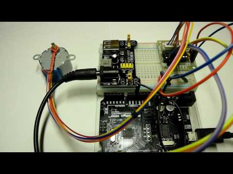 Stepper Motor With the Half Step Method Reversing Direction