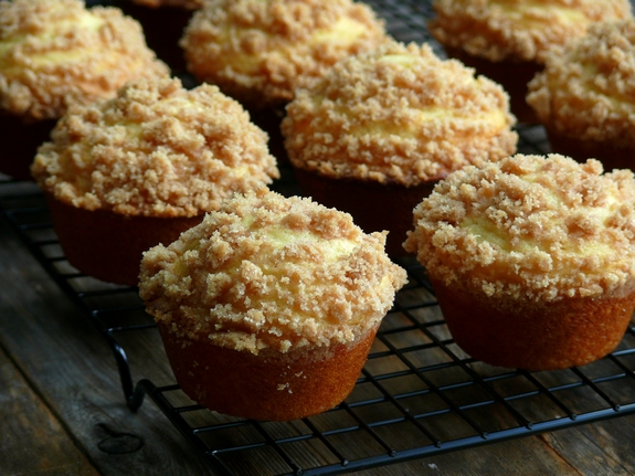 Streuseled-Honey-Butter-Breakfast-Muffins-perfect-with-coffee..jpg