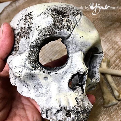 Super-Real-Look-Concrete-Skulls-madebybarb--20.jpg