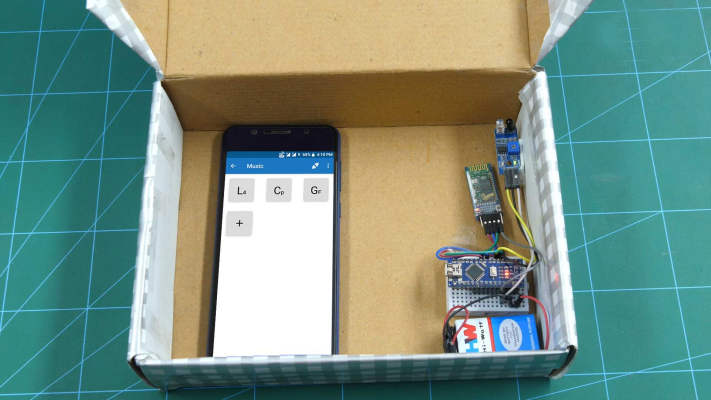 Surprise-Gift-Box-Using-Smartphone.jpg