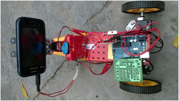 Surveillance Car Controlled via DTMF.jpg