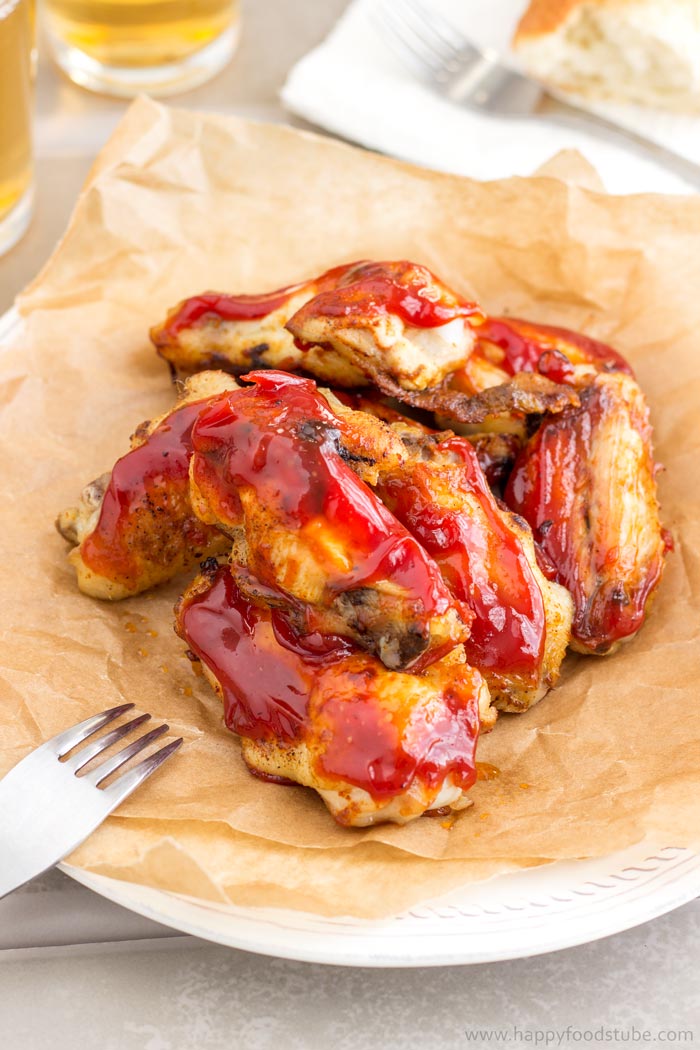 Sweet-and-Spicy-Sticky-Chicken-Wings-in-Oven.jpg