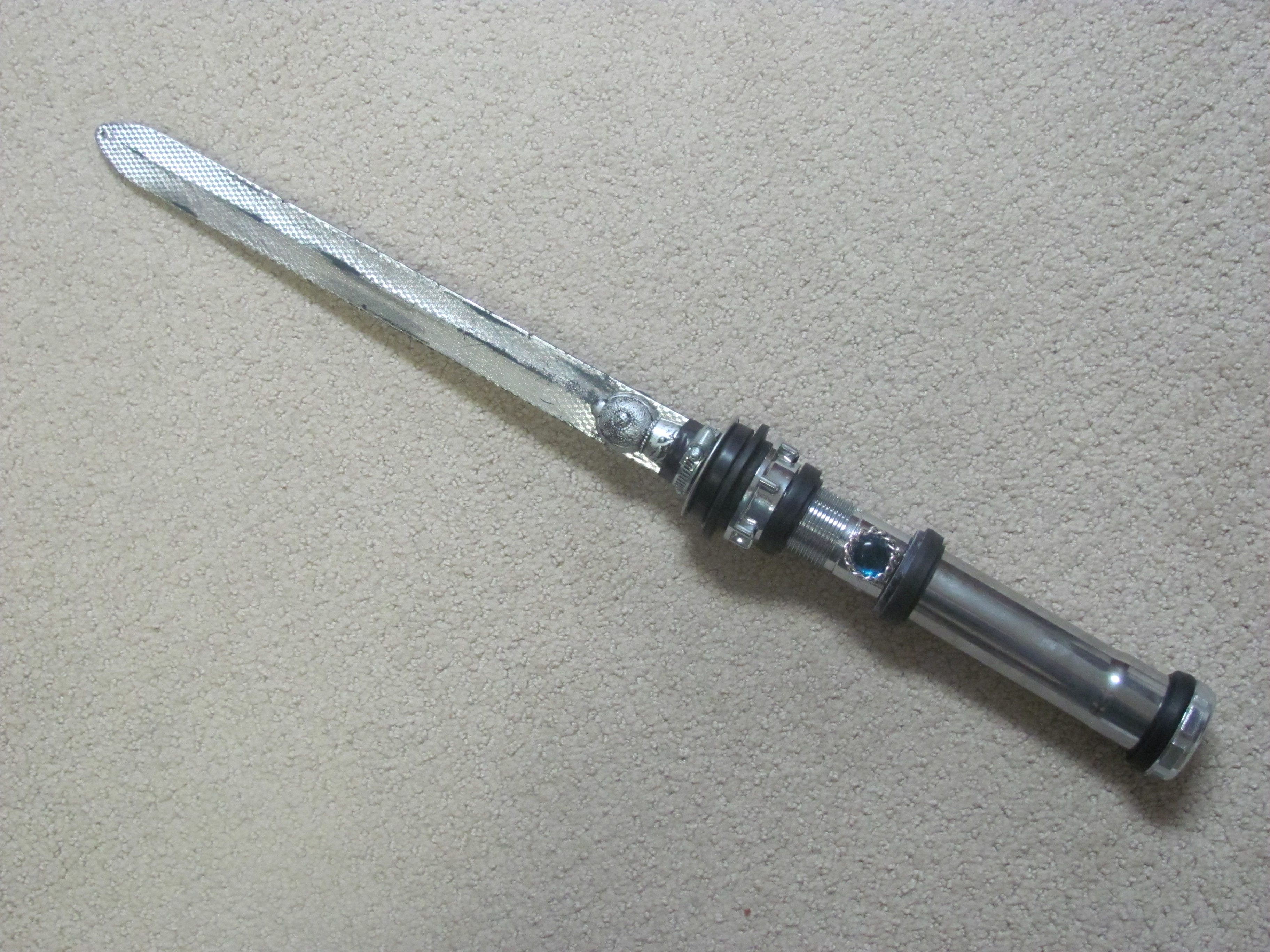 Sword 001.jpg