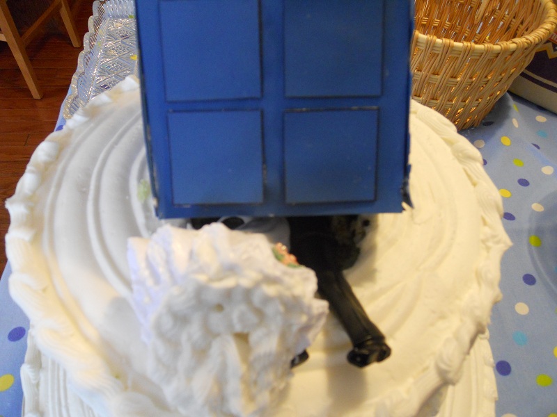 TARDIS Cake, no lie! (8)pacw.jpg