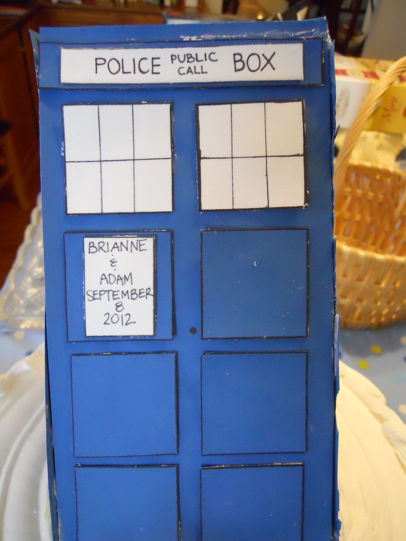 TARDIS Cake, no lie! (9)pacw.jpg