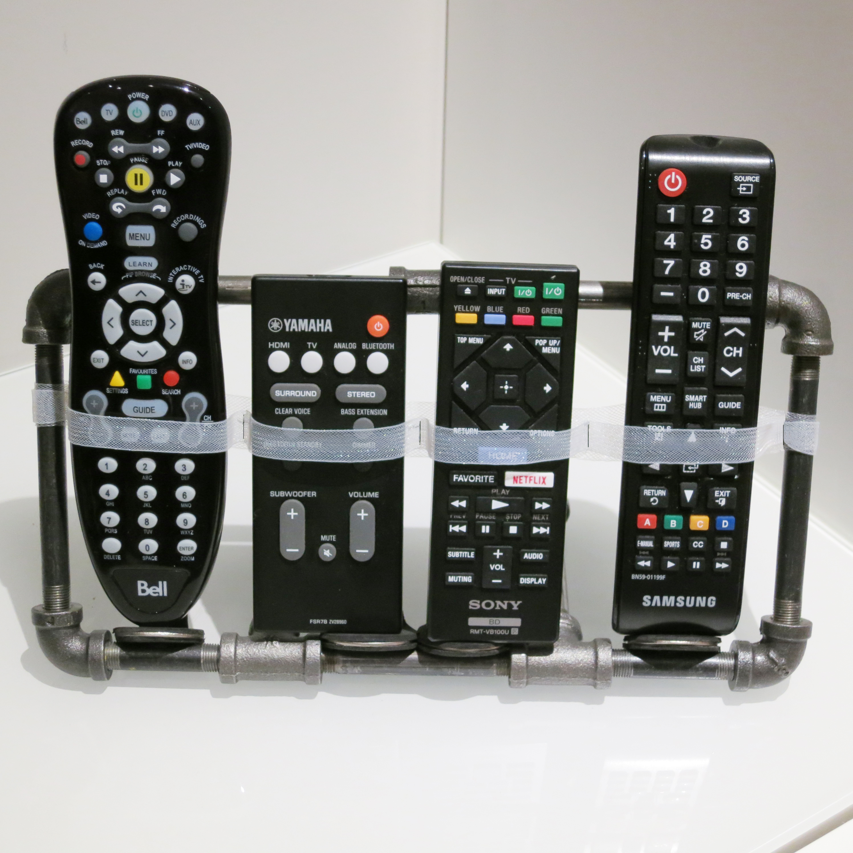 TV Remote Control Holder 044_fin.jpg