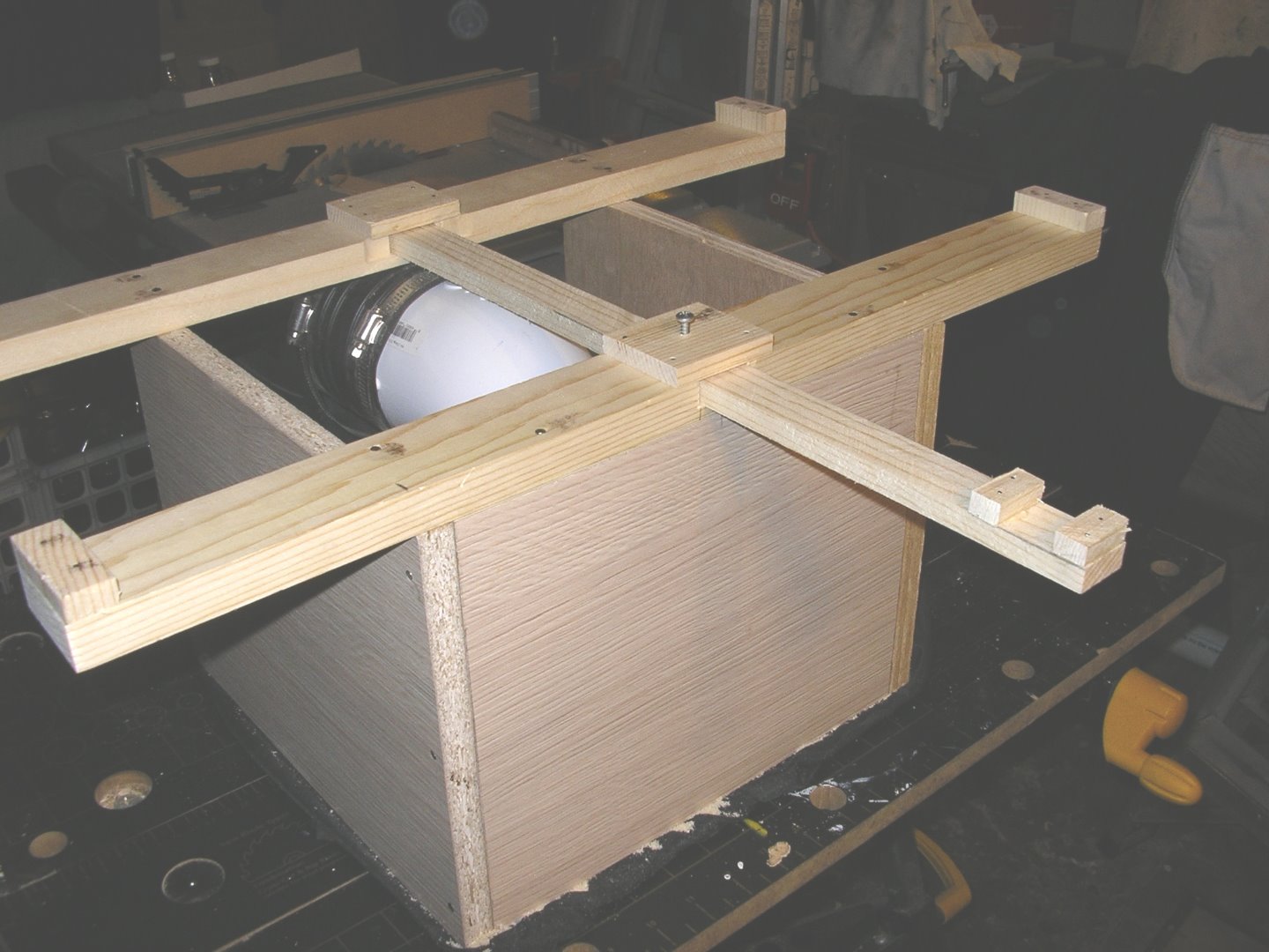 Table Saw support box slider.JPG