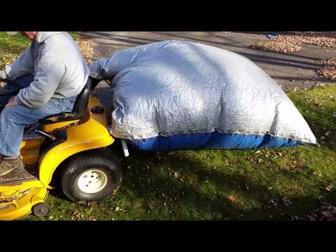 Tarp leaf bagging system