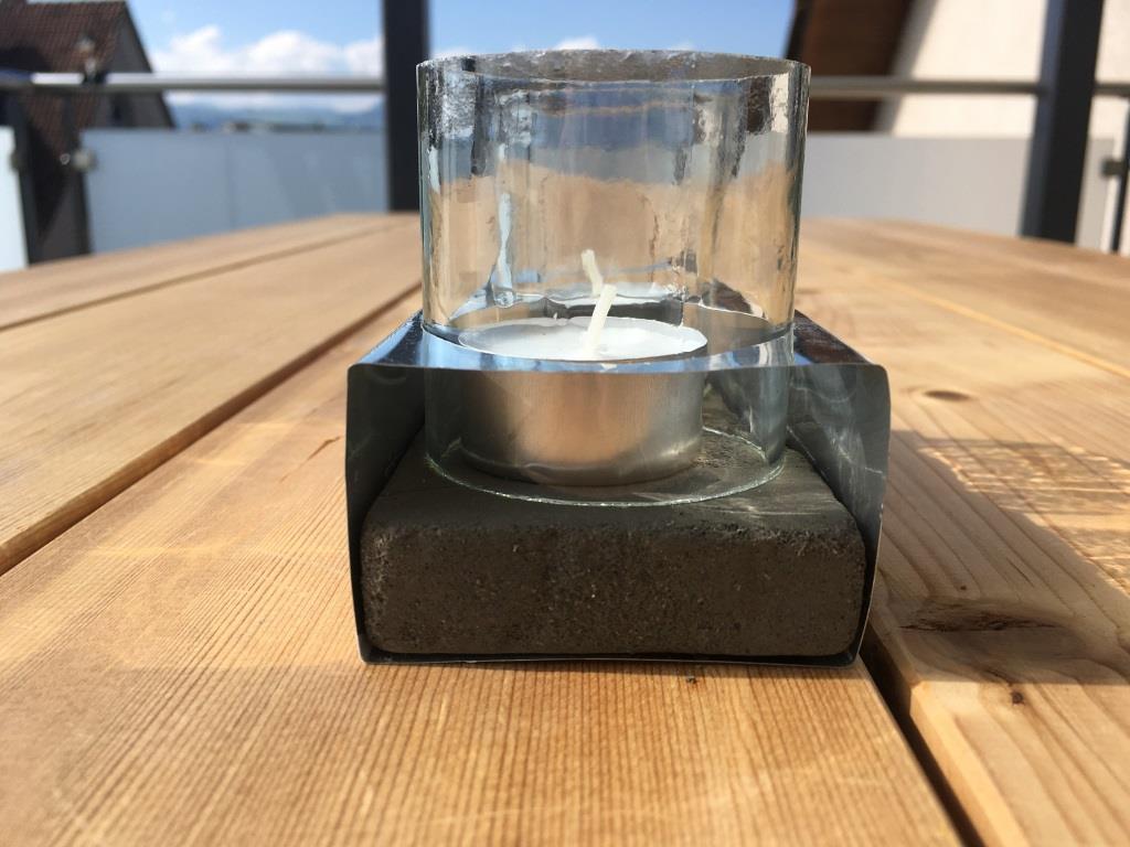 Tealight candle 3.JPG