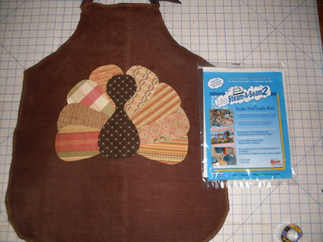 Thanksgiving &amp; Christmas aprons 040.jpg