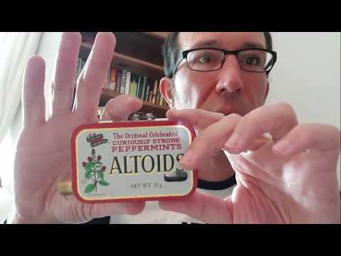 The World's First Vacuum Cleaner In An Altoids Tin