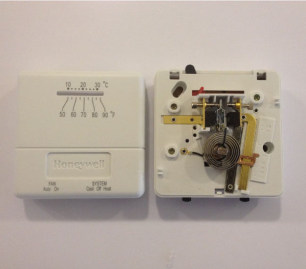 Thermostat with Coil Exposed.jpg