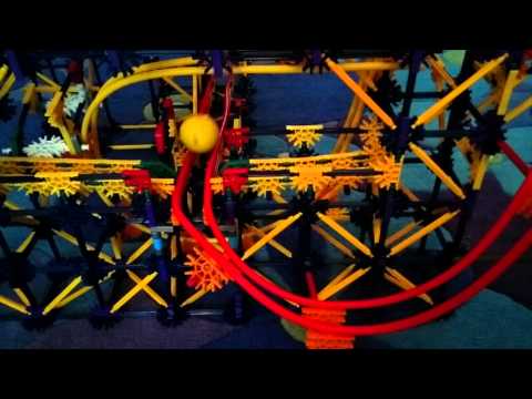 Three small towers - A K'nex ball machine