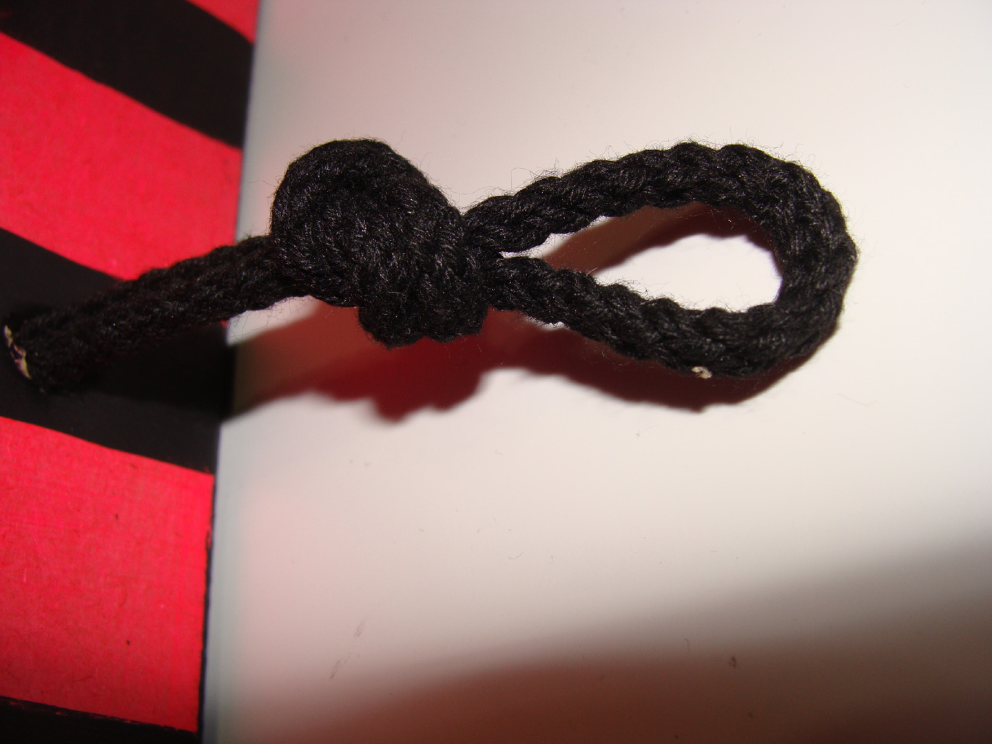 Tie knot for close.jpg