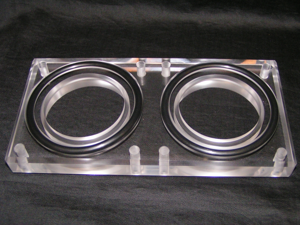 Top O-ring block 3 - with O-rings.JPG