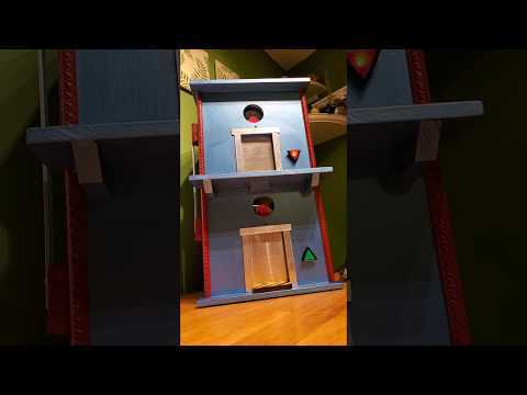 Toy elevator, front view