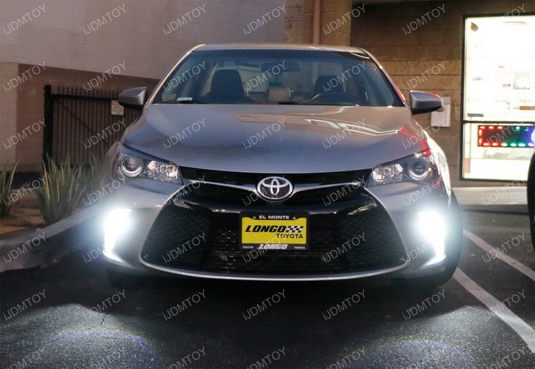 Toyota-Camry-Switchback-LED-DRL-09.jpg