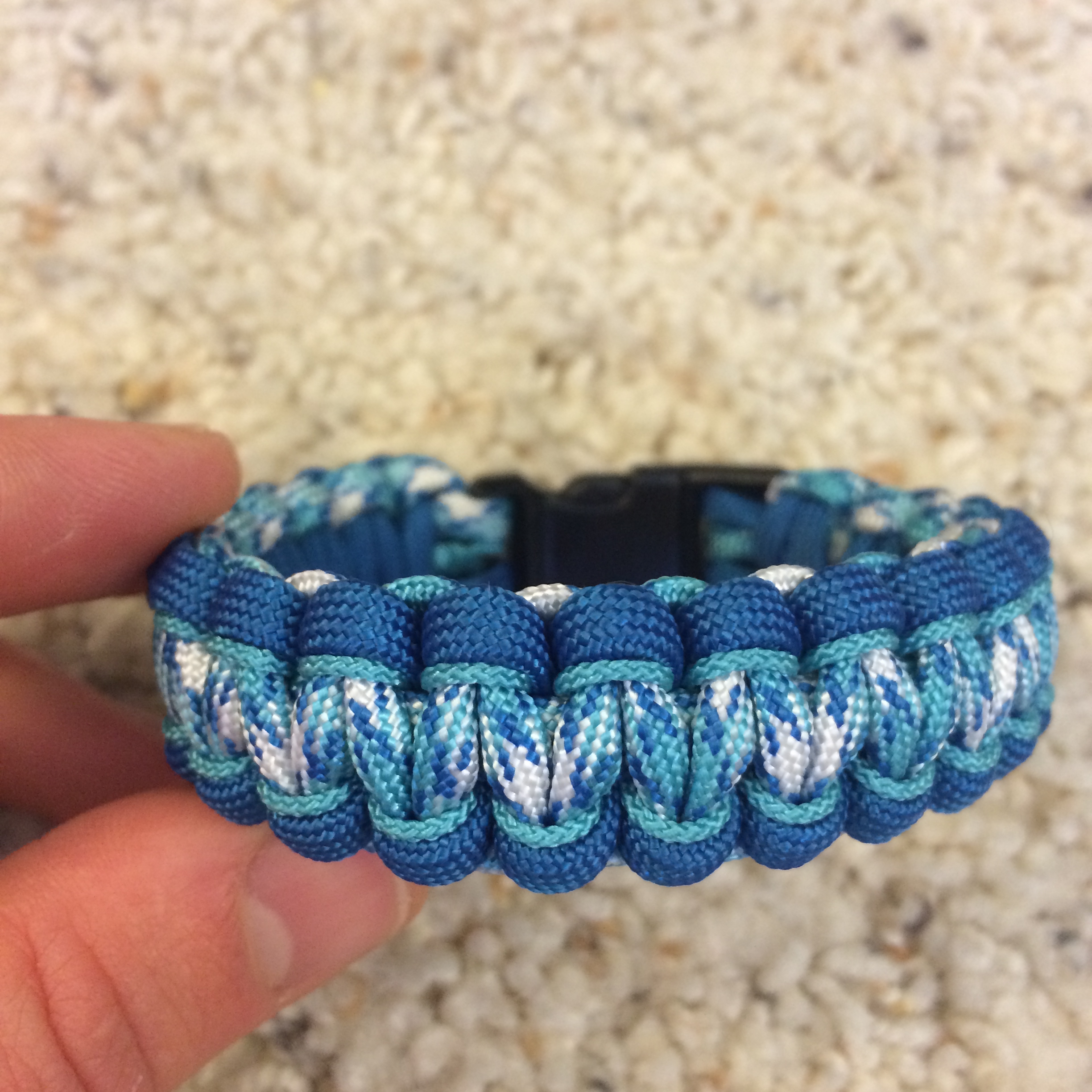 Tracer Paracord Bracelet.JPG