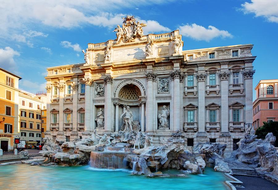 Trevi-Fountain-Rome-Italy-87223904.jpg